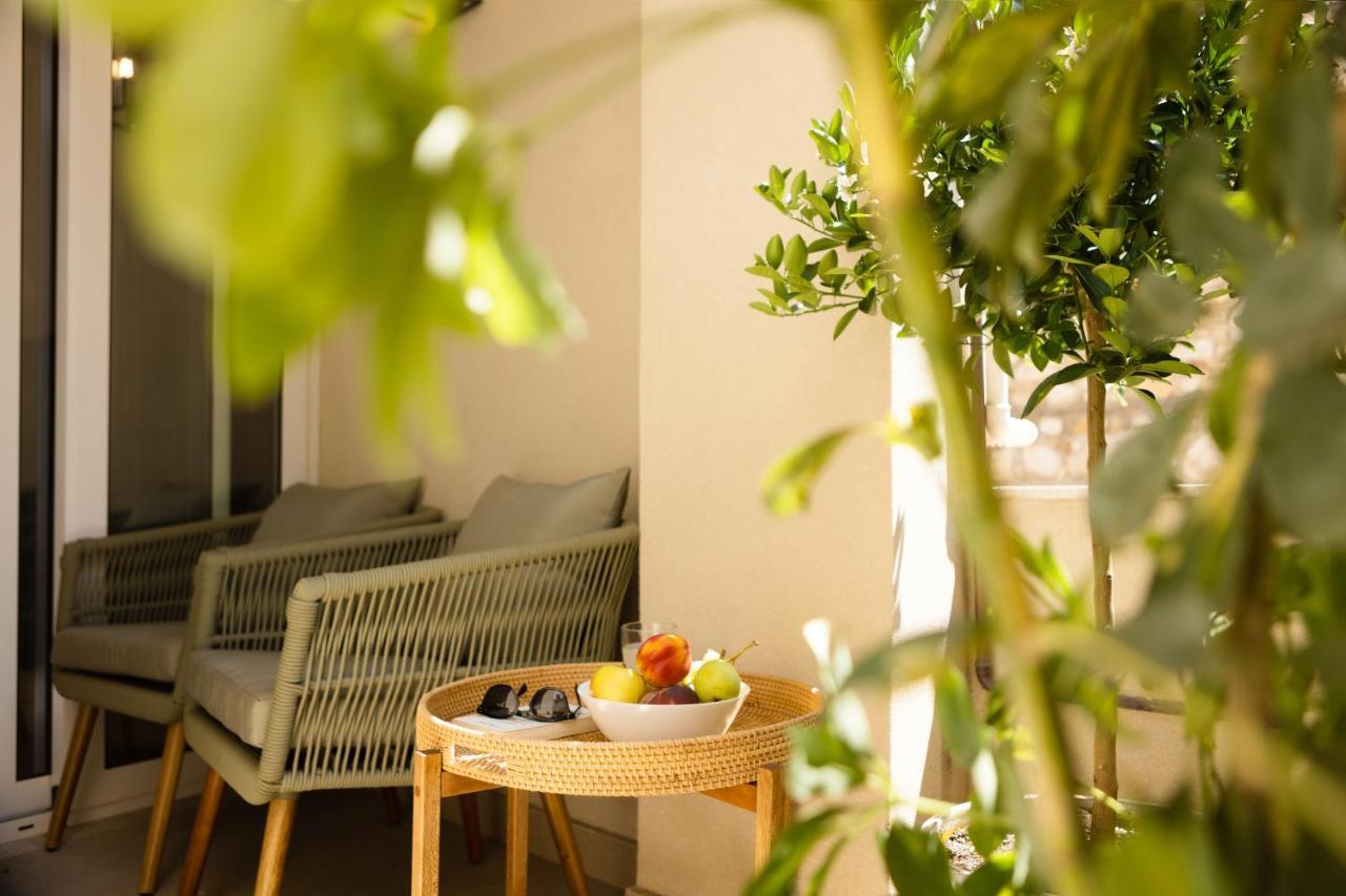 La Malandrina Aparthotel Taormina Bagian luar foto