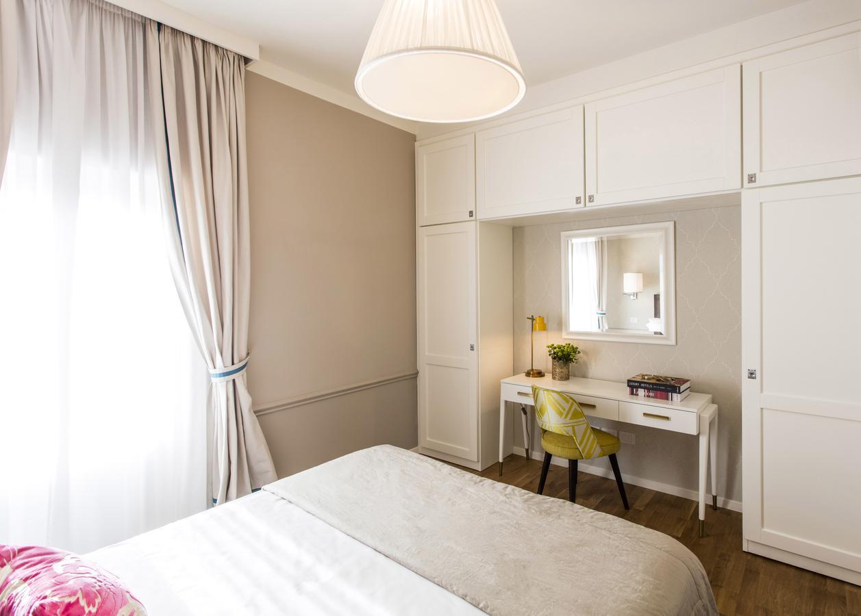 La Malandrina Aparthotel Taormina Bagian luar foto