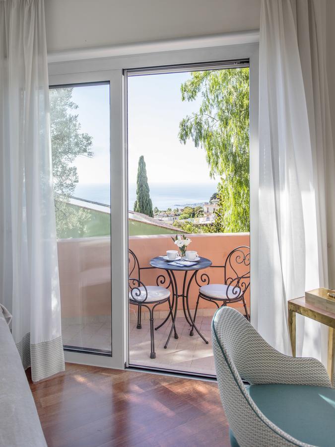La Malandrina Aparthotel Taormina Bagian luar foto
