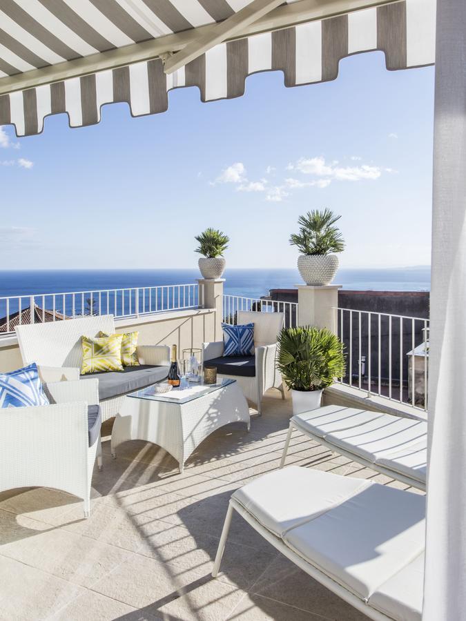 La Malandrina Aparthotel Taormina Bagian luar foto