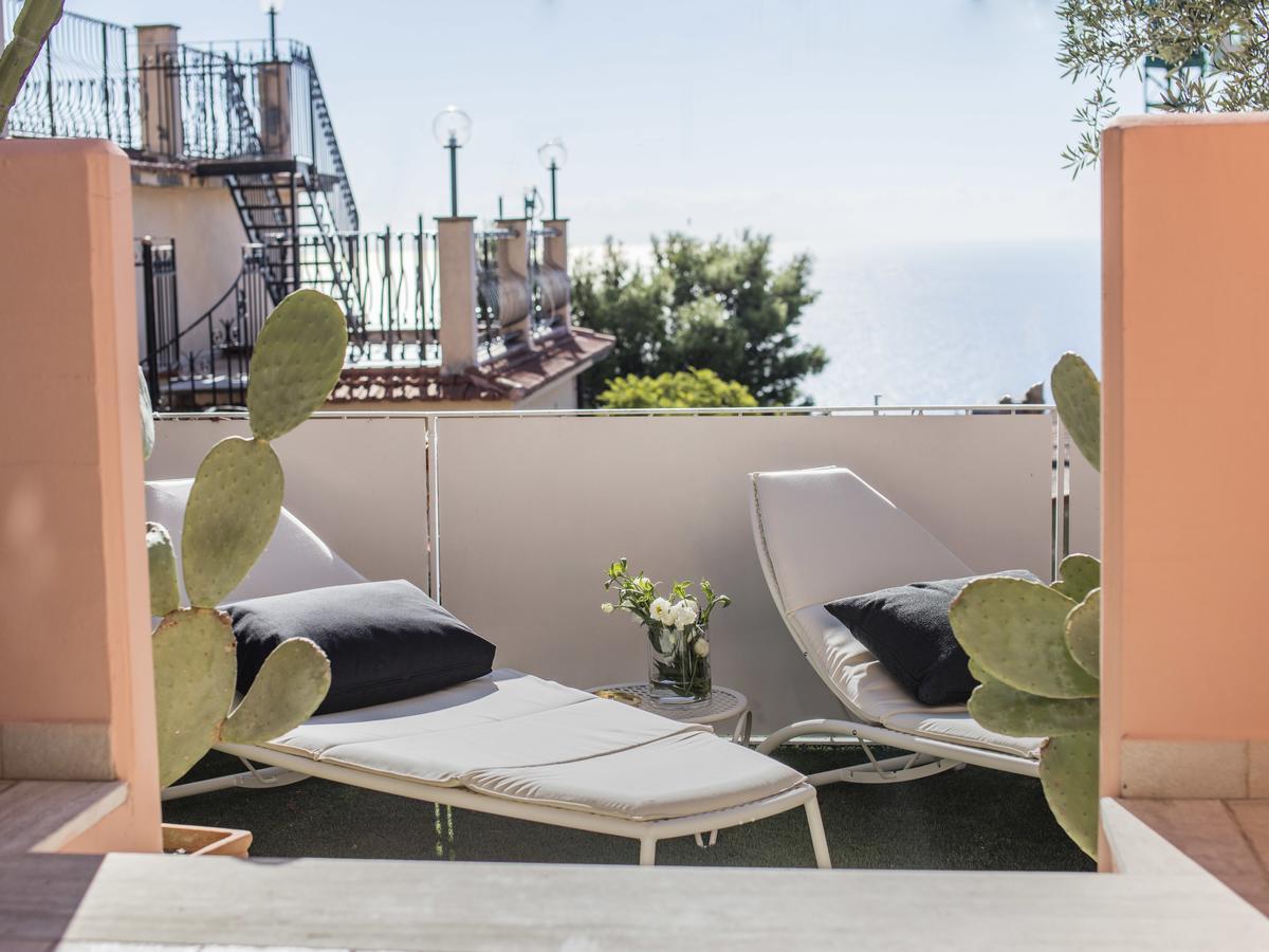 La Malandrina Aparthotel Taormina Bagian luar foto
