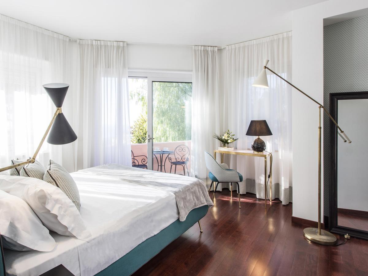 La Malandrina Aparthotel Taormina Bagian luar foto