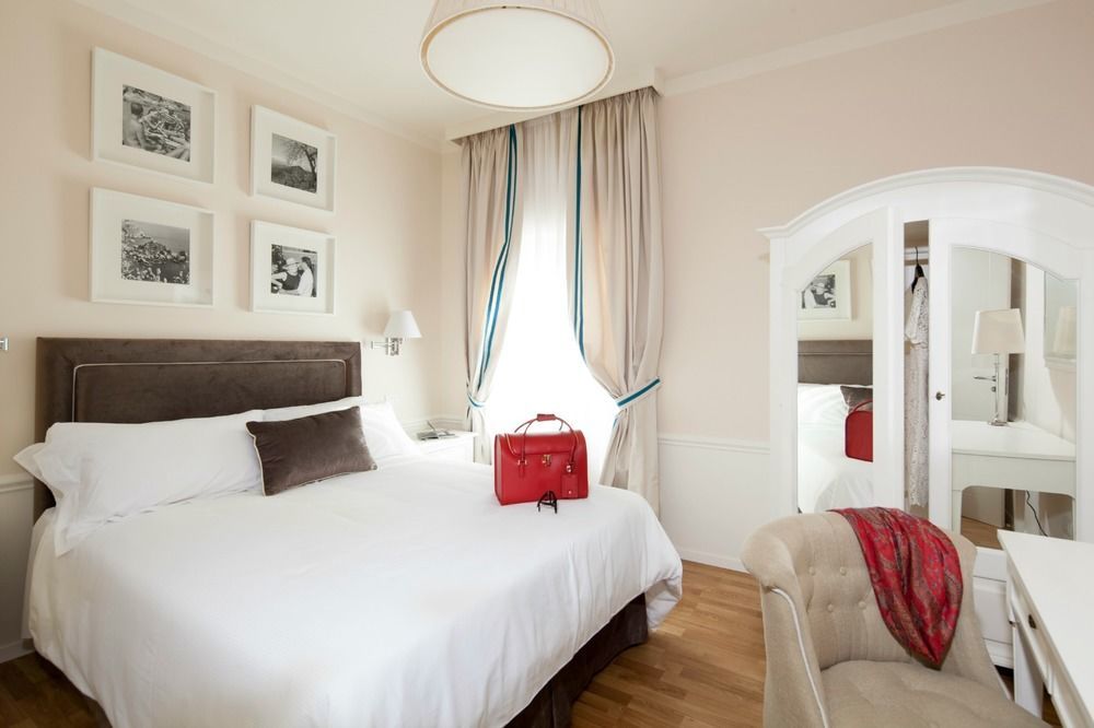 La Malandrina Aparthotel Taormina Bagian luar foto