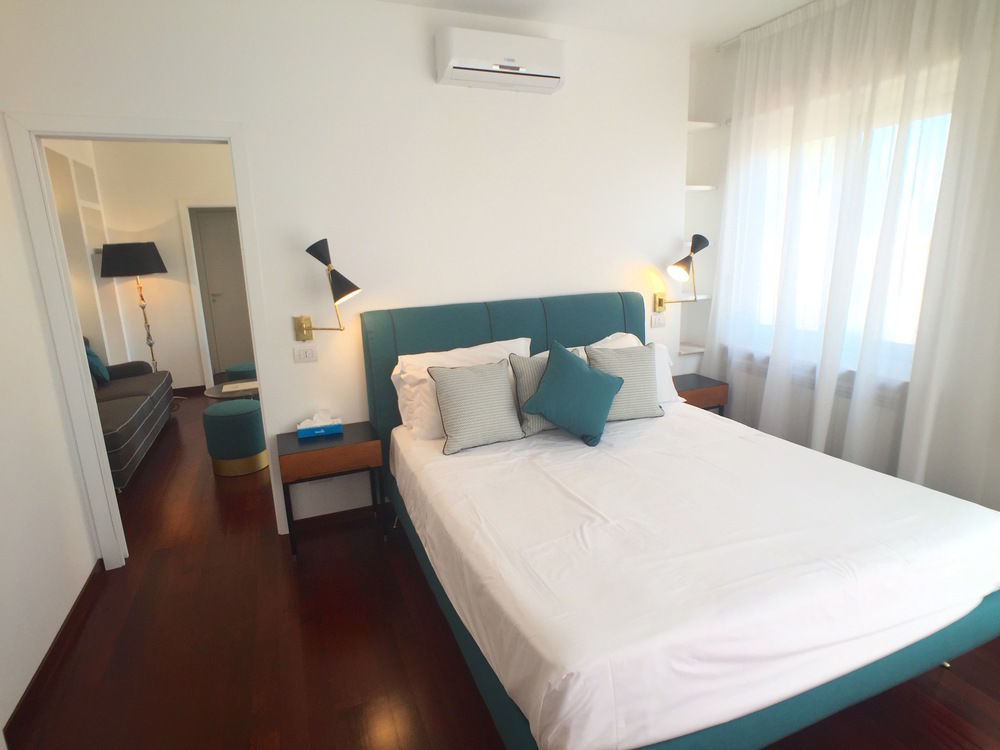 La Malandrina Aparthotel Taormina Bagian luar foto